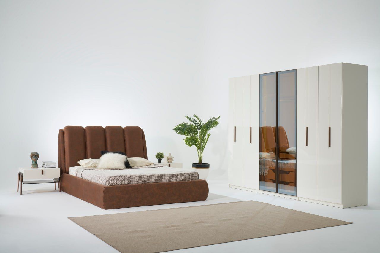 Viola High-quality, scratch-resistant Turkish wood with a durable finish and sophisticated, professional design.